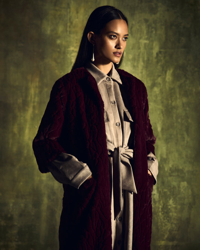 LONG OVERCOAT IN FUR