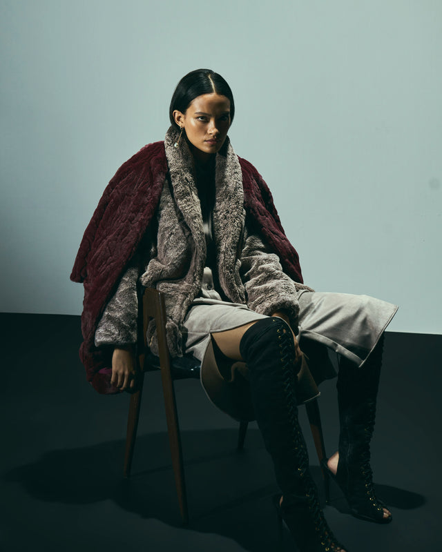 LONG OVERCOAT IN FUR