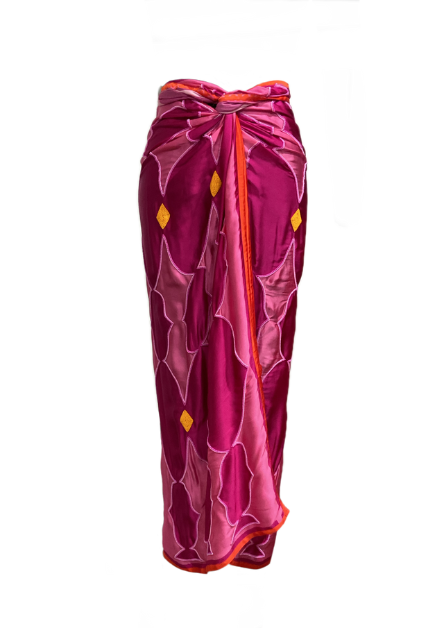 BEACH SARONG IN PERSONA