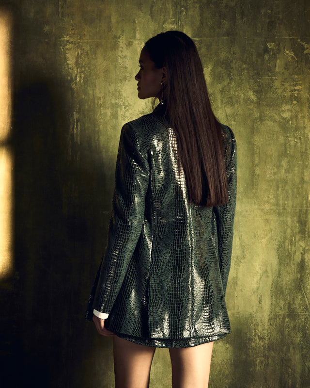 SCULPT BLAZER IN GATOR