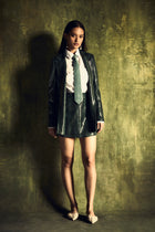SCULPT BLAZER IN GATOR