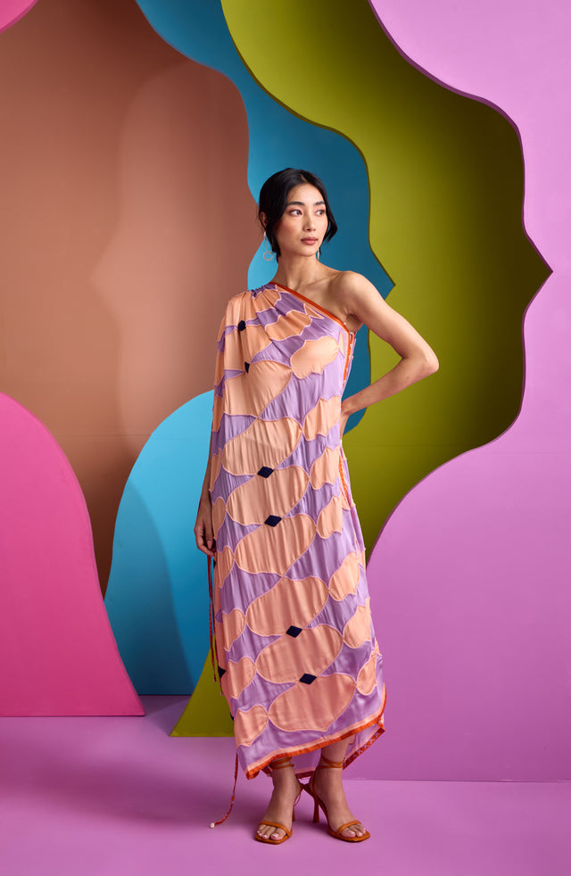 BEACH SARONG IN PERSONA