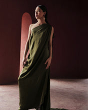 Load image into Gallery viewer, THE SOIREE SAREE
