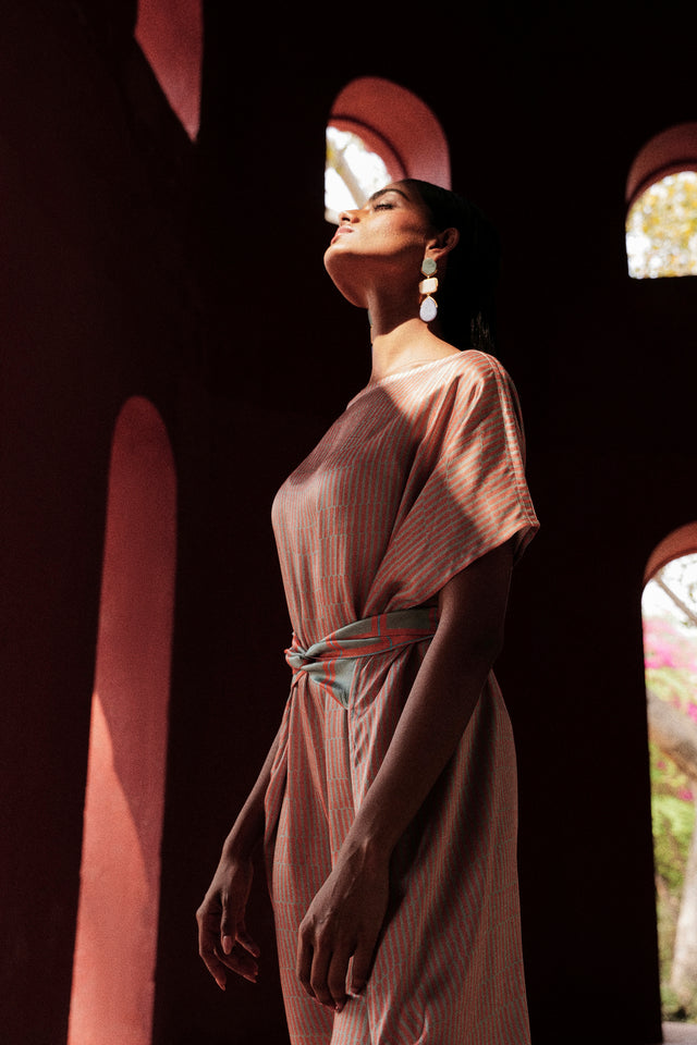 DOBBY DRESS IN SHIBORI